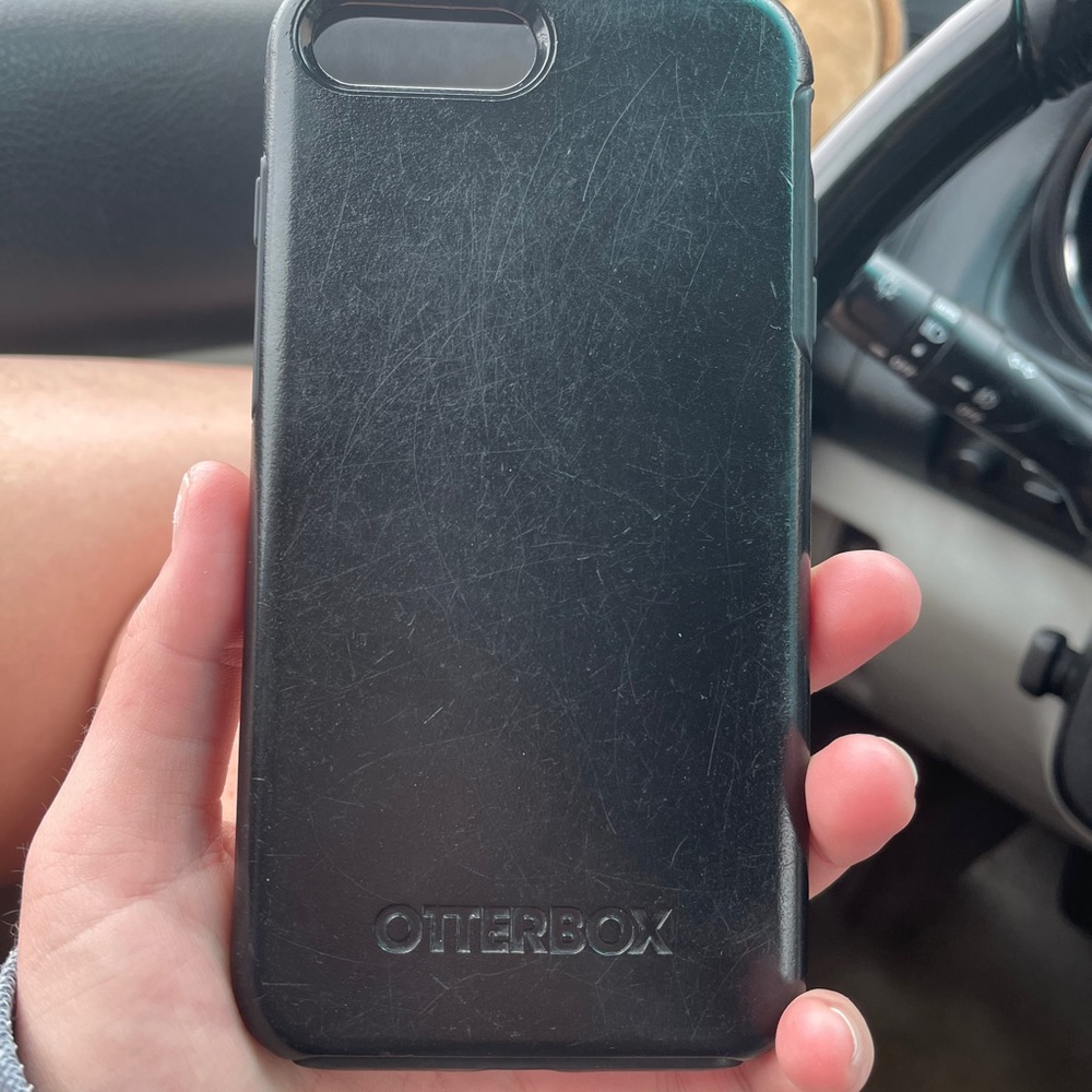 Otter box 7 Plus
